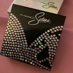 Mac Selena highlighter